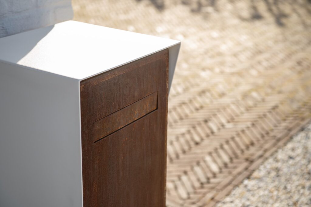 Portalo brievenbus exclusief stijl design uniek kwaliteit staal cortenstaal 4-2