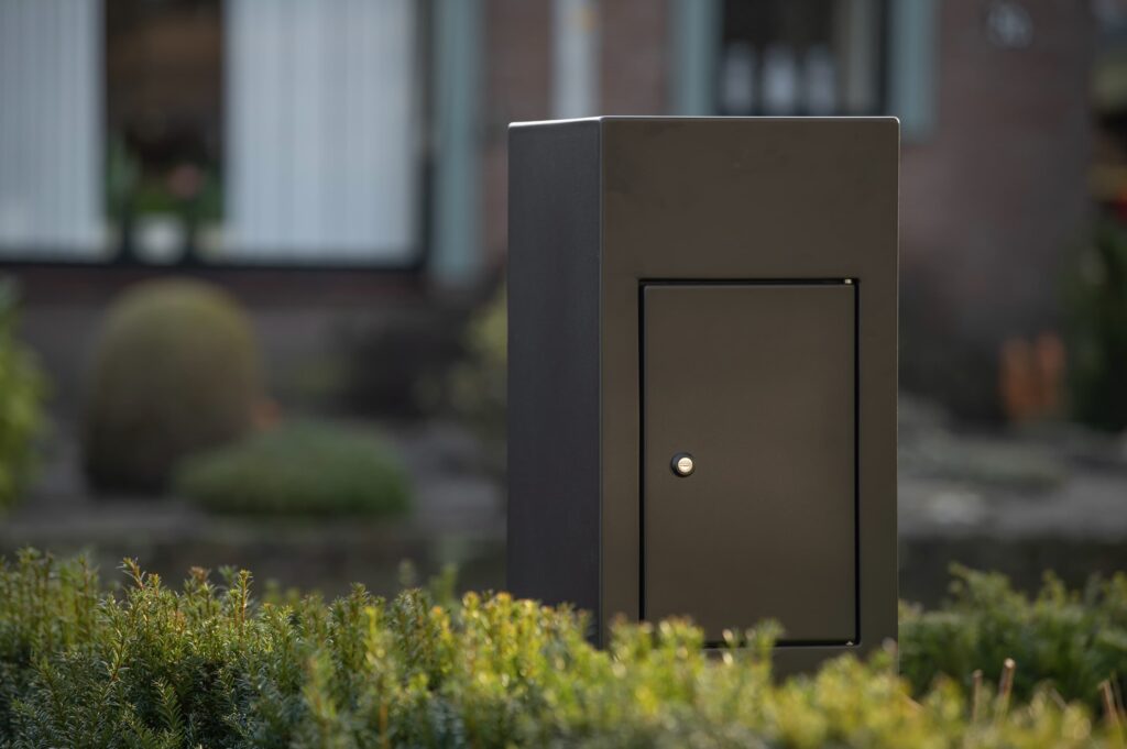 Portalo brievenbus exclusief stijl design uniek kwaliteit staal cortenstaal 64-2
