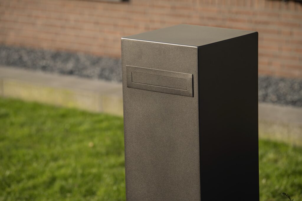 Portalo brievenbus exclusief stijl design uniek kwaliteit staal cortenstaal 70-2